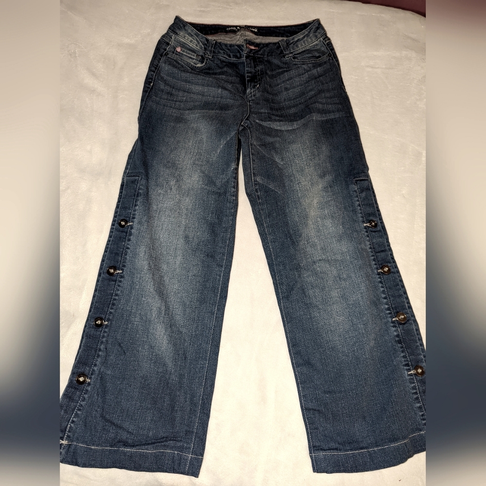 Peace Love World Jeans..size 6..wide pant legs with 4 buttons on each side
